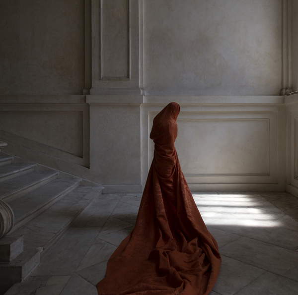 La Venaria and She I, 2018 (photo), Güler Ates (b.1977) / Private Collection / © Guler Ates / Bridgeman Images 5058780