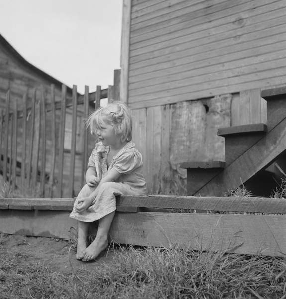 Coal Miners Daughter, Chaplin, West Virginia, USA, 1938 (bw photo), Wolcott, Marion Post (1910-90)  Circa Images  Bridgeman Images