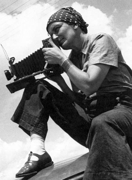 DOROTHEA LANGE (1895-1965) American photographer. 1934 (bw photo)  Granger  Bridgeman Images 