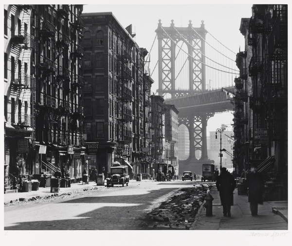 Henry Street, 1930s, printed 1979 (gelatin silver print), Abbott, Berenice (1898-1991)  Addison Gallery of American Art, Phillips Academy, Andover, MA, USA  © Addison Gallery of American Art  Bridgeman Images
