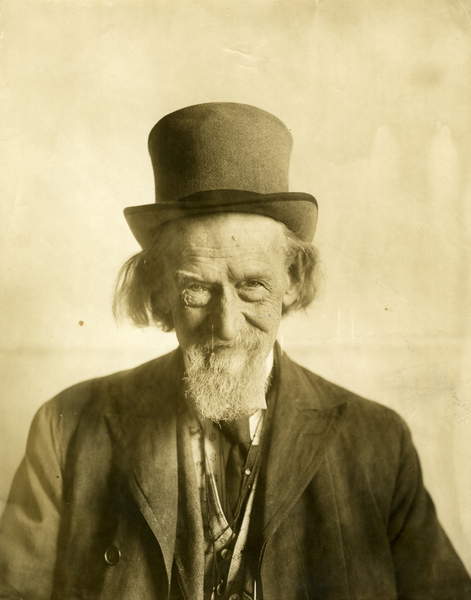 Uncle Sylvanus Cone, model, c.1905-09 (gelatin silver photo), Beals, Jessie Tarbox (1871-1942)  Collection of the New-York Historical Society, USA  © New York Historical Society  Bridgeman Images 