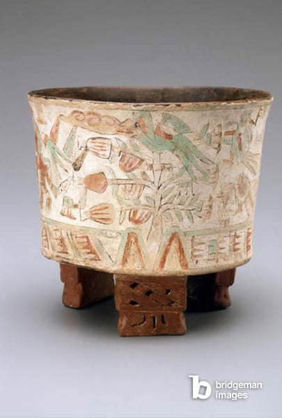 Tripod Vase with Two Blowgunners and Quetzal Birds in Cacao Trees, Late Xolalpan, 550-650 (earthenware with painted stucco)  © Museum of Fine Arts, Houston / Gift of Mrs Harry C. Hanszen / Bridgeman Images