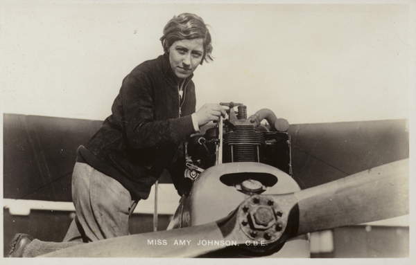 Amy Johnson, British aviator (bw photo), English Photographer, (20th century)  Private Collection  Look and Learn  Elgar Collection  Bridgeman Images