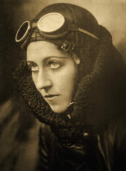 Portrait of Amy Johnson, c.1933-35 (bw photo), Capstack, John (1881-1967)  Private Collection  Prismatic Pictures  Bridgeman Images 