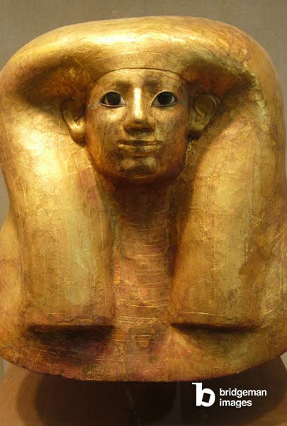 Funerary mask of Hatnefer, c.1492-73 B.C. (cartonnage, gold, travertine, obsidian and ebony) / Bridgeman Images