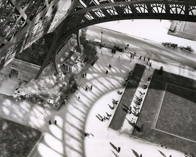 Eiffel Tower, Paris, 1929 (silver gelatin print) Andre Kertesz (1894-1985) The Israel Museum, Jerusalem, Israel / Bridgeman Images