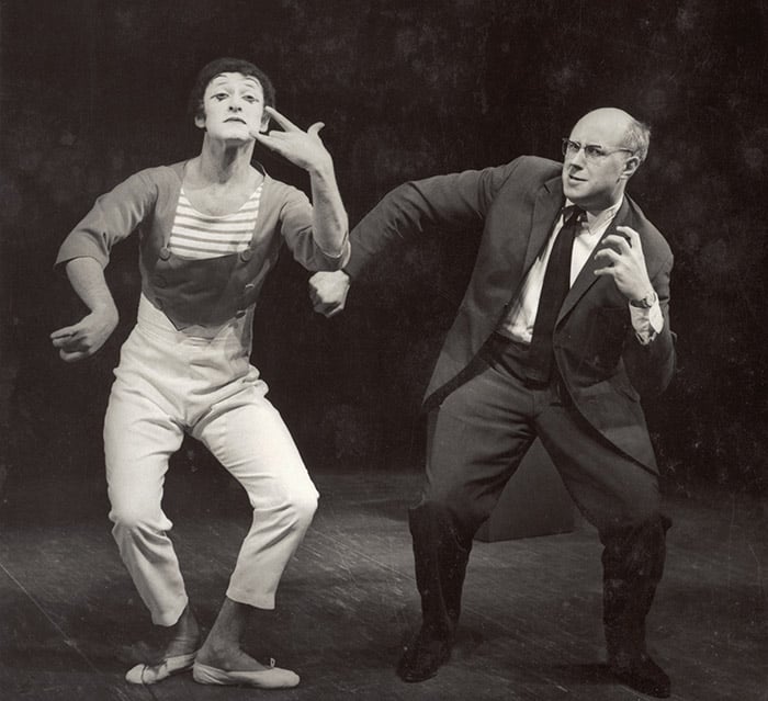 Marcel Marceau (b.1933) teaching drama (b/w photo), Lotte Meitner-Graf (1899-73) / Private Collection 