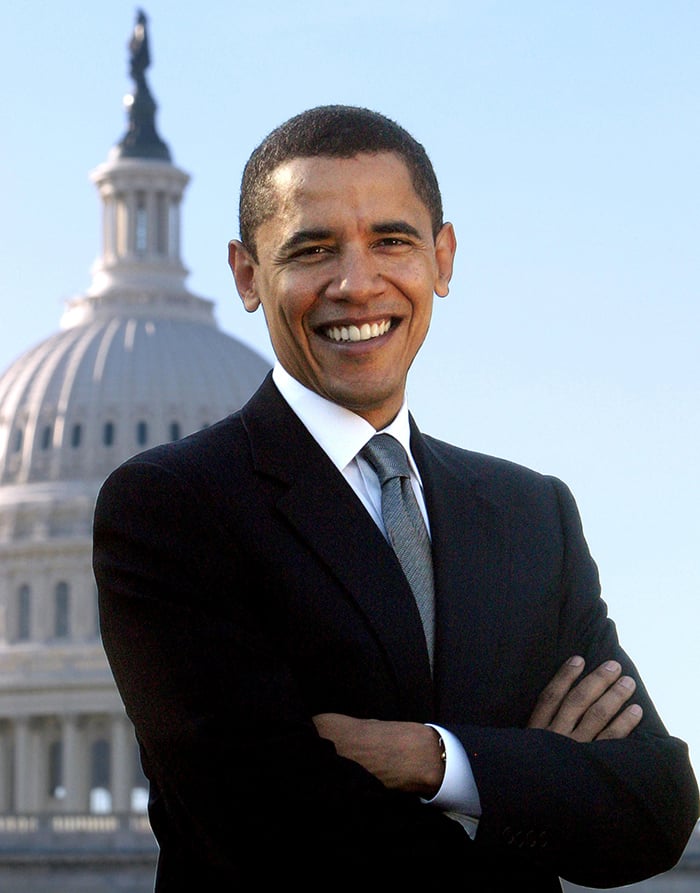 Senator Barack Obama poses in the front of the Capitol building in Washington, DC, USA, on August 03, 2006 / Photo © PVDE 