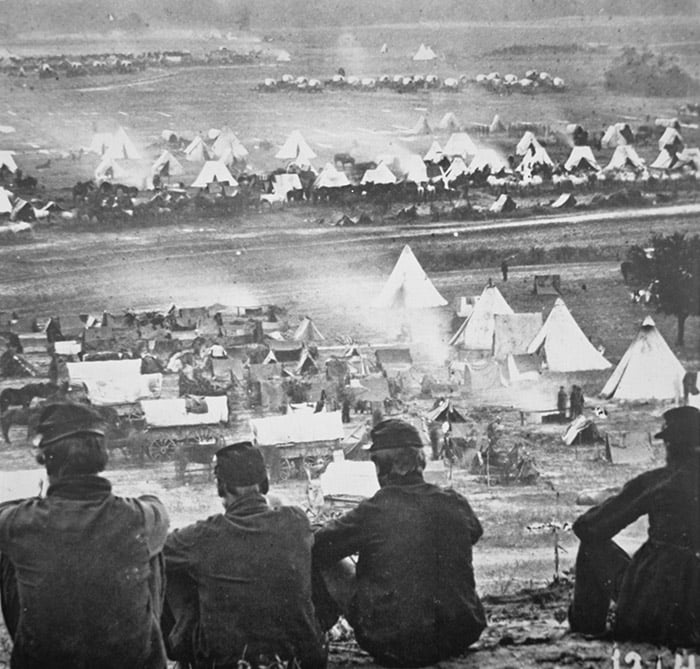 Union army supply base at Cumberland Landing on the Pamunkey River, in Virginia, 1862 (b/w photo) by James F. Gibson - Peter Newark Military Pictures