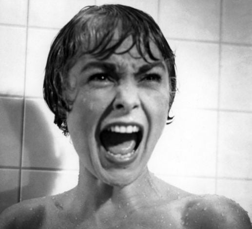 Psycho, 1960 directed by ALFRED HITCHCOCK Janet Leigh (b/w photo) / Photo © DILTZ / Bridgeman Images