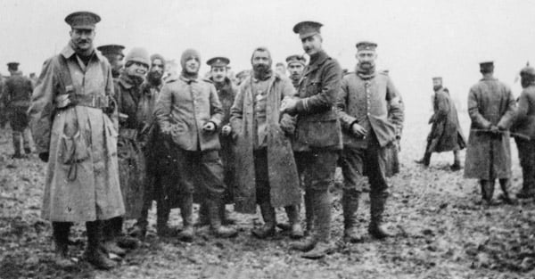 'A friendly chat with the enemy', the Christmas Day Truce of 1914 (b/w photo) by English Photographer, (20th century); National Army Museum, London