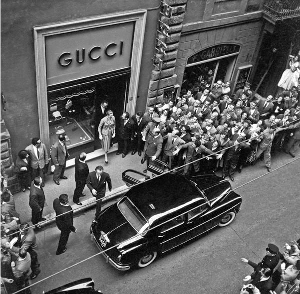 italy-gucci-grace-kelly-photograph