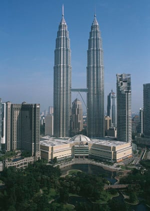 Petronas Towers (photo)