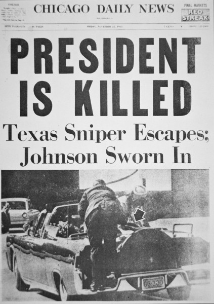 'President is Killed', front page of the 'Chicago Daily News', 22nd November 1963 (newsprint), American School, (20th century) / Private Collection / Peter Newark American Pictures / Bridgeman Images