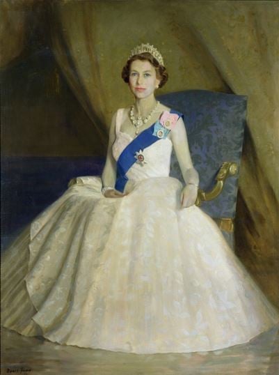 queen-elizabeth-royal-majesty-throne-50s