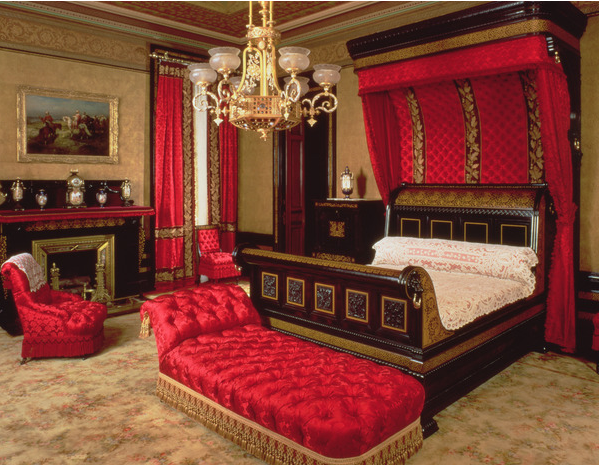 Master Bedroom from the residence of John D. Rockefeller Snr.(1837-1937), 4 West 54th Street, New York, designed by George A. Schasky & Co., c.1881 (photo) / Museum of the City of New York, USA / Bridgeman Images