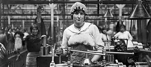 Woman working in an arms factory, c.1916 (b/w photo) by Jacques Moreau, (b.1887); Archives Larousse, Paris