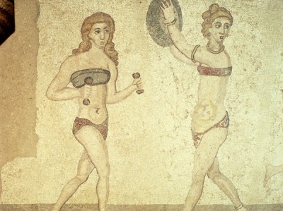 women-bikinis-mosaic-roman