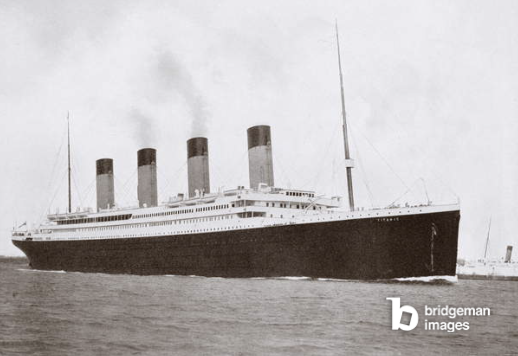 RMS Titanic of the White Star Line (litho), English Photographer, (20th century) / Private Collection / Bridgeman Images