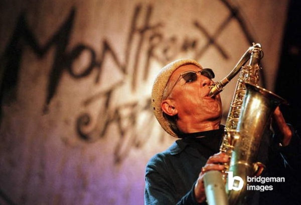 Charles Lloyd & Friends on stage, at the Stravinski hall, opening night at the 33nd Montreux Jazz Festival in Montreux, Switzerland on friday, 2 July, 1998 / Bridgeman Images
