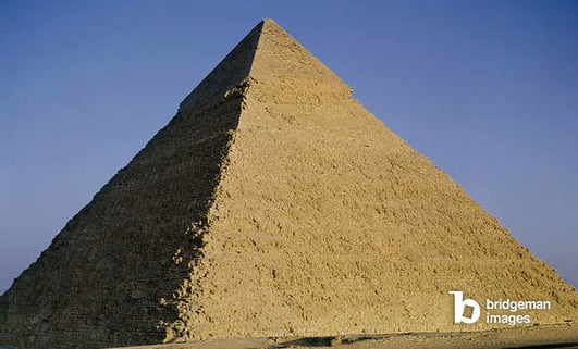 Pyramid of Khafre (2520-2494 BC) c.2589-30 BC (photo) / Bridgeman Images