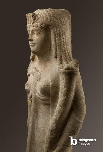 Statue of a Ptolemaic Queen, perhaps Cleopatra VII, 200-30 BC (dolomitic limestone) , Egyptian Ptolemaic Period (332-30 BC) / Metropolitan Museum of Art, New York, USA / Bridgeman Images